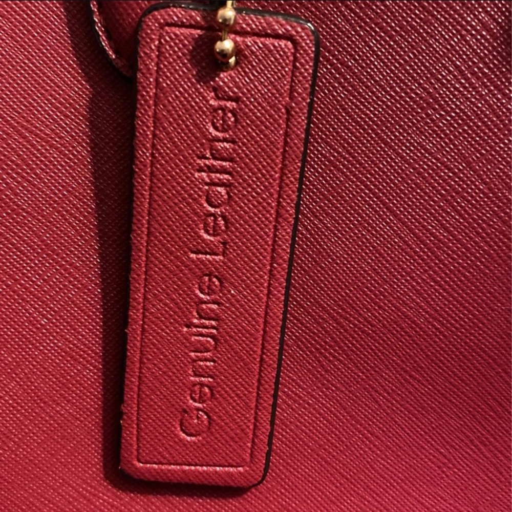 Andrew Marc New York bag